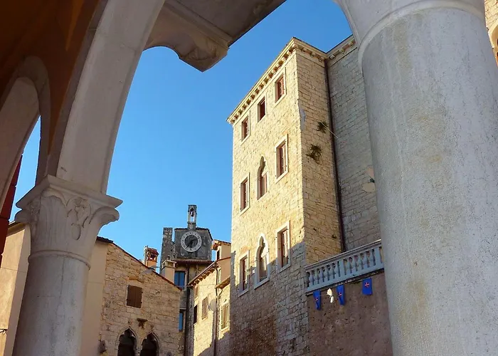 House Pulic Appartement